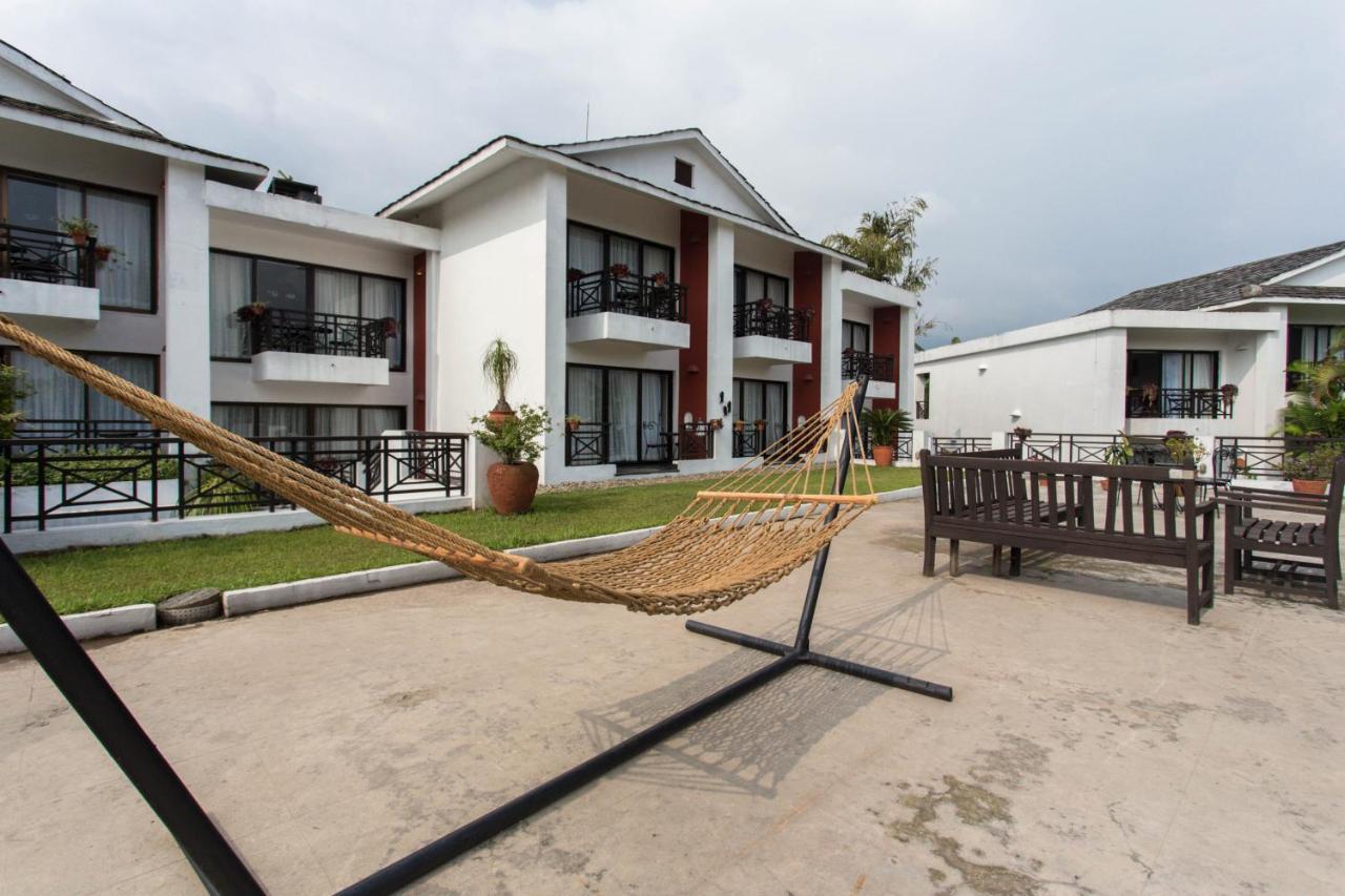 Shangri-La Village Resort, Pókhara Exteriér fotografie