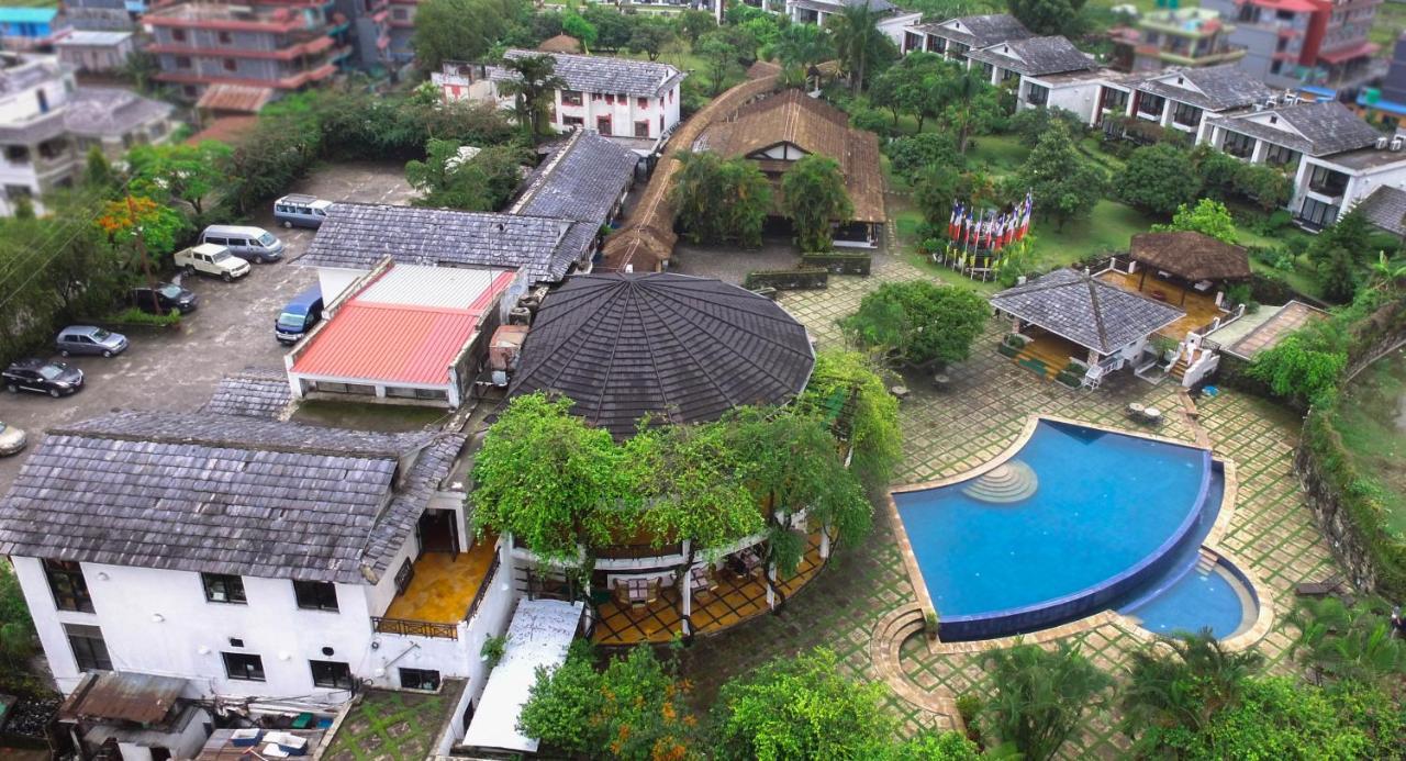 Shangri-La Village Resort, Pókhara Exteriér fotografie
