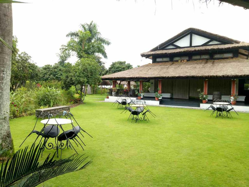 Shangri-La Village Resort, Pókhara Exteriér fotografie